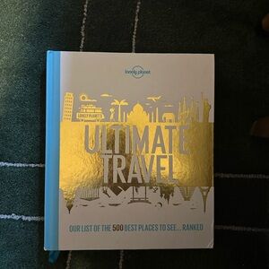 Ultimate Travel Book - Lonely Planet